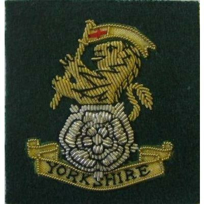 The Yorkshire Regiment Officers Beret badge [product_type] Ammo & Company - Military Direct
