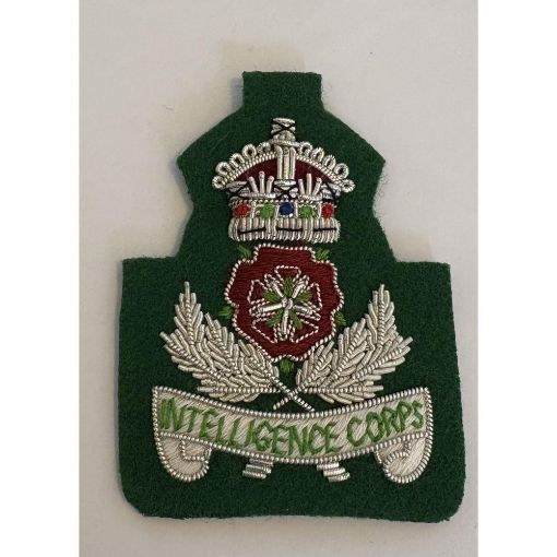 Picture of Intelligence Corps Beret Badge - B/W - Green background - Tudor Crown