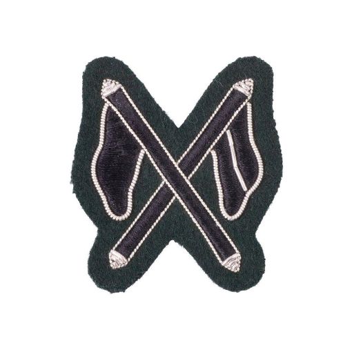 Picture of Rifles Mess Dress - Qualification Badge - Signaller (X Flags) - Black on Rifle Green