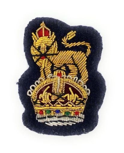 Picture of Beret Badge - Staff Officer - Navy Ground - Tudor Crown