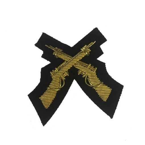 Picture of Mess Dress - Qualification Badge - Skill - At - Arms (X Rifles) - Gold on Navy