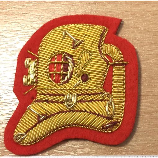Picture of Mess Dress - Qualification Badge - Supervisor Divers Badge - Gold on Scarlet