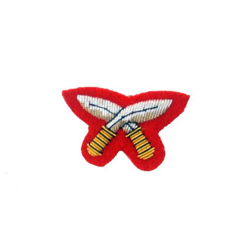 Picture of GSPS and Queen's Gurkha Engineers Cross Kukris Mess Dress - Gold on Scarlet