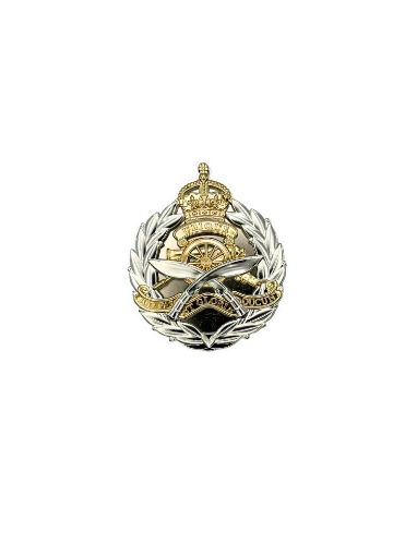 Picture of King's Gurkha Artillery Cross Belt Badge - Tudor Crown